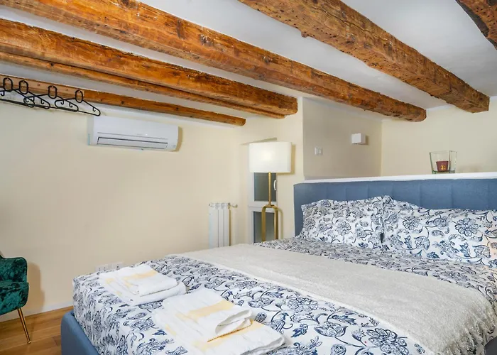 Chic Retreat Apartment *